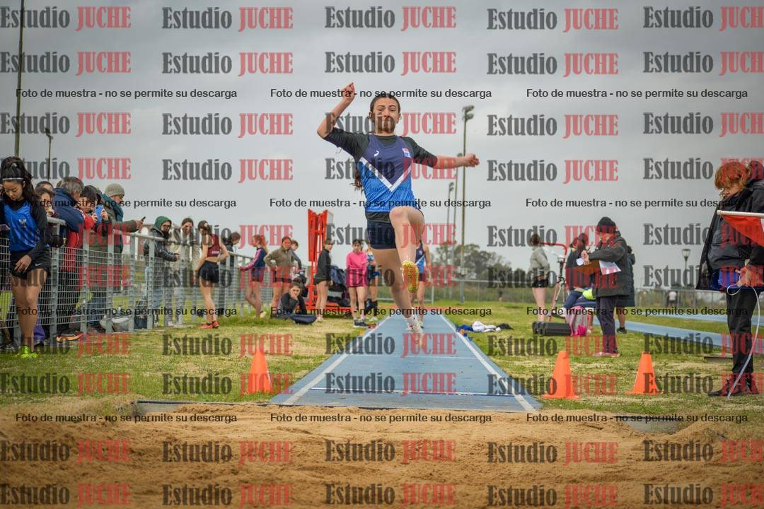Fotos del salto en largo de mujeres - U18
