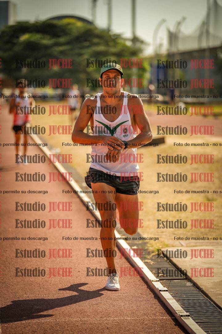 Fotos de los 3000 m llanos de varones