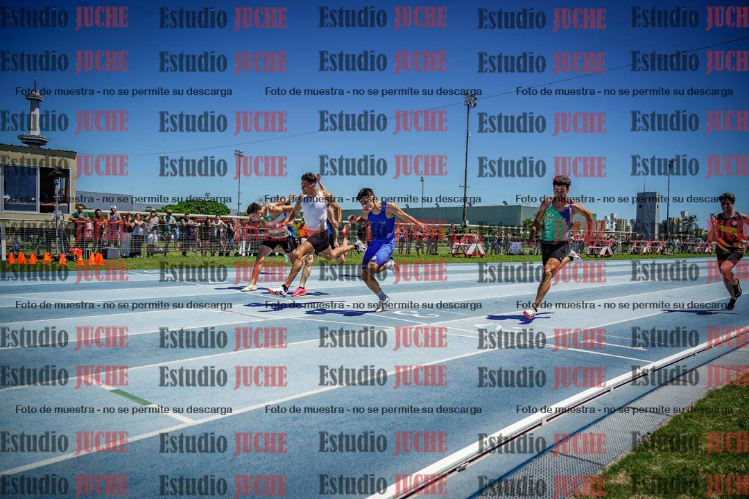 Fotos de los 100 m llanos de varones
