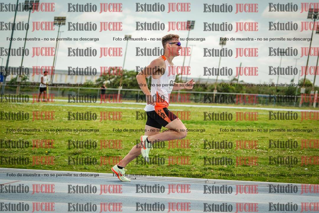 Fotos de los 1000 m llanos de varones