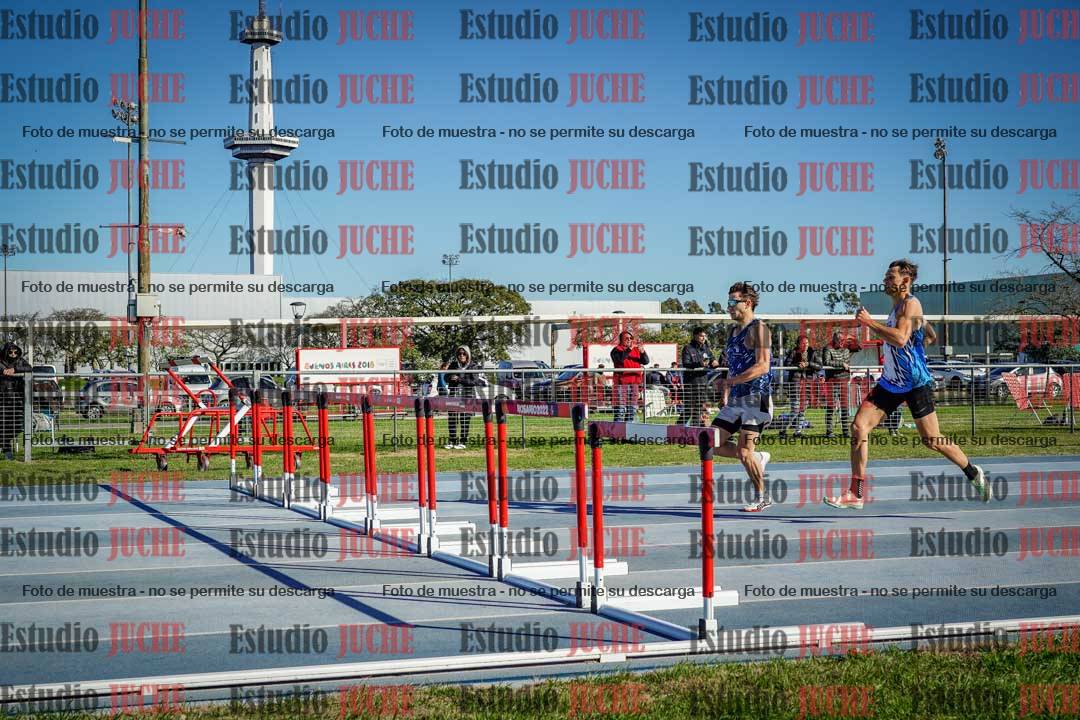 Fotos de los 400 m con vallas de varones