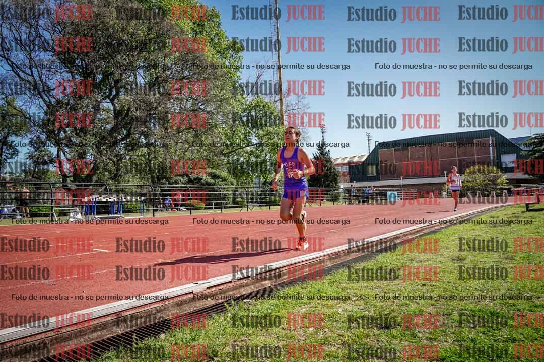 Fotos de los 2400 m de varones