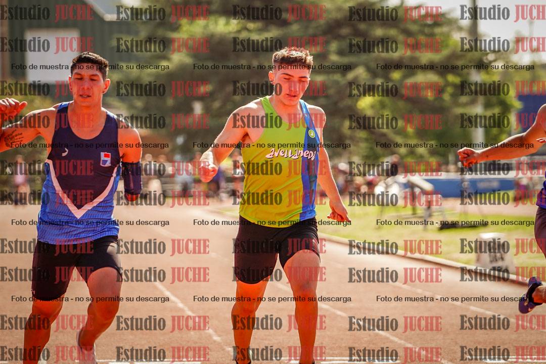 Fotos de los 100 m llanos de varones