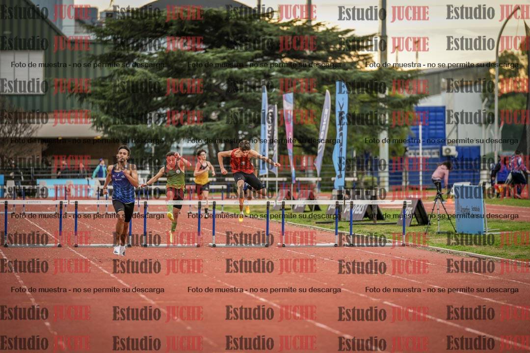 Fotos de los 400 m con vallas de varones