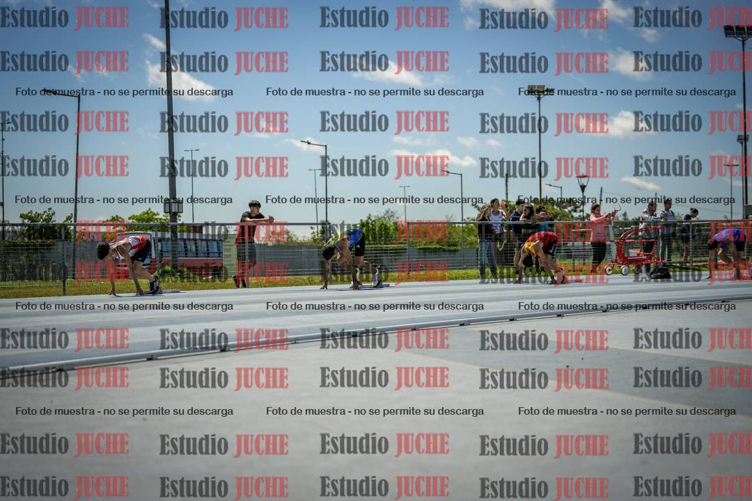 Fotos de los 200 m llanos de varones