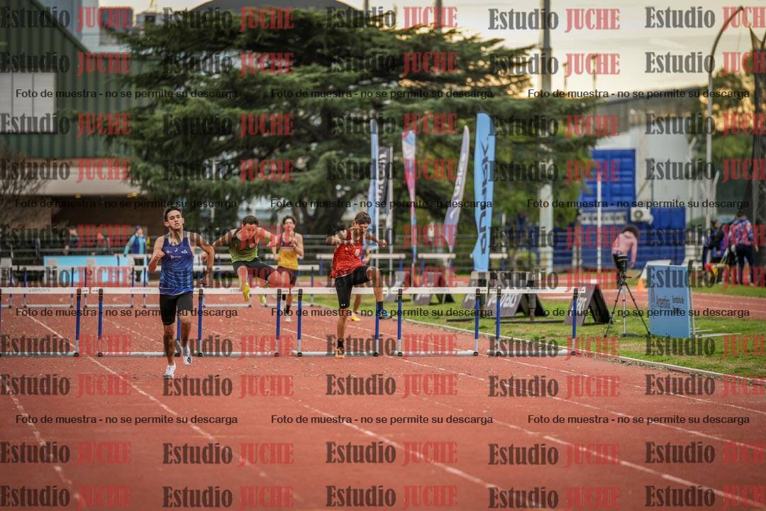 Fotos de los 400 m con vallas de varones