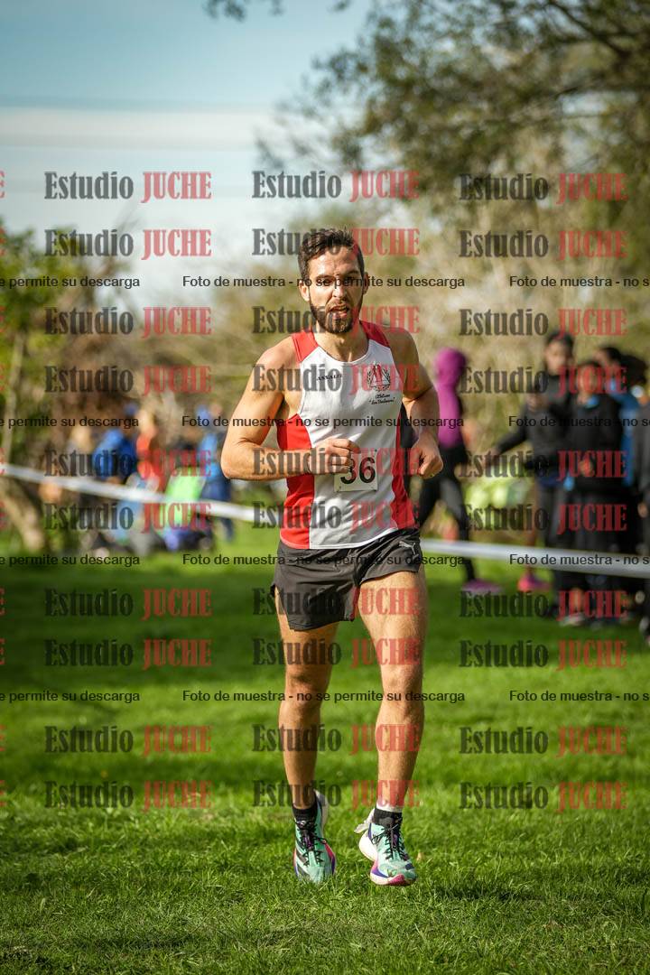 Fotos de la llegada del cross de 4000 m - varones
