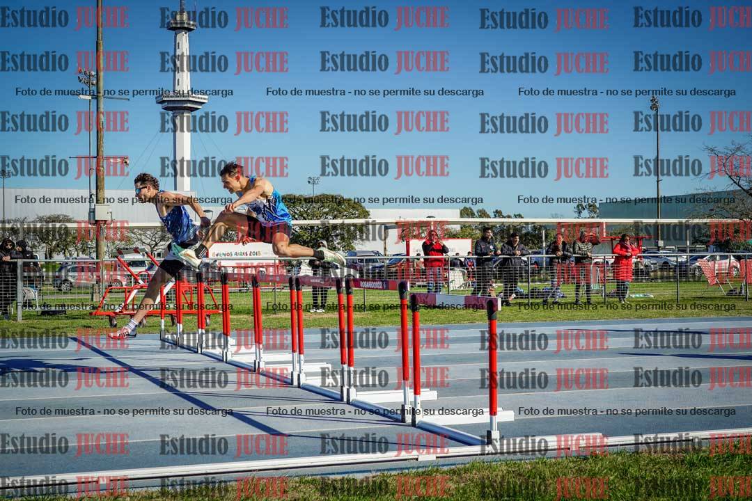 Fotos de los 400 m con vallas de varones