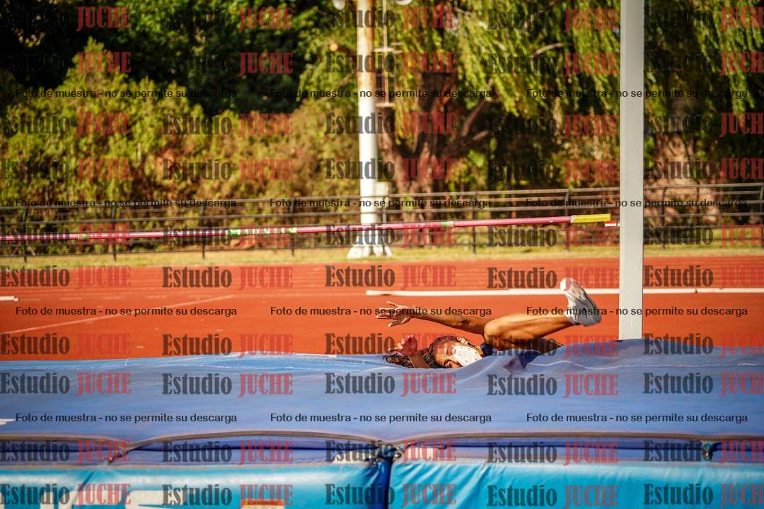 Fotos del salto en alto de mujeres - combinadas 2