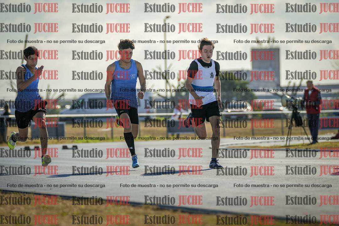 Fotos de los 100 m llanos de varones