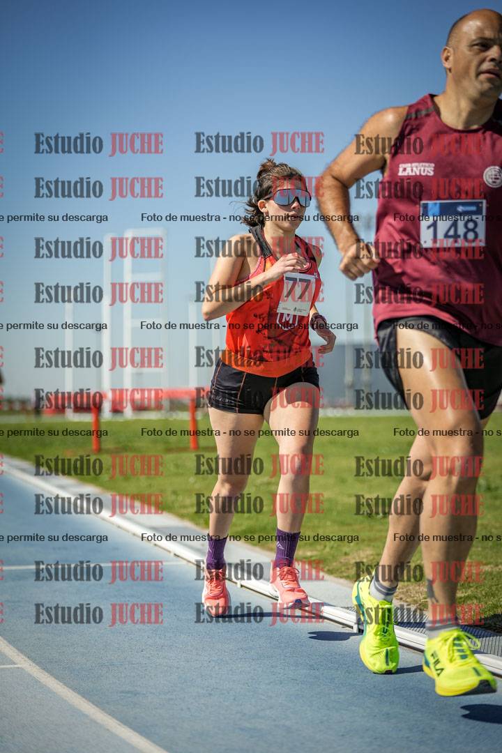 Fotos de los 5000 m de mujeres y varones - serie 2
