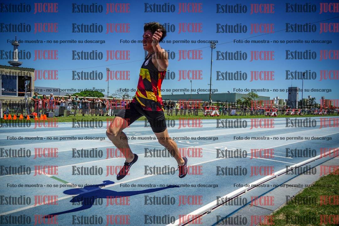 Fotos de los 100 m llanos de varones