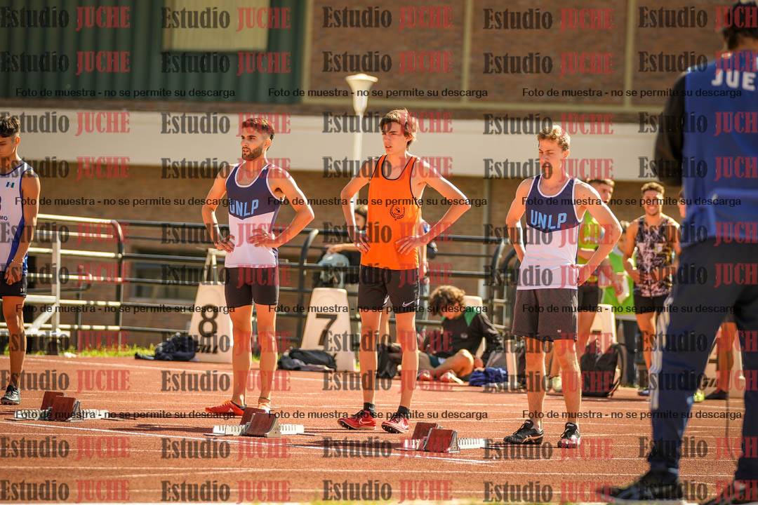 Fotos de los 100 m llanos de varones
