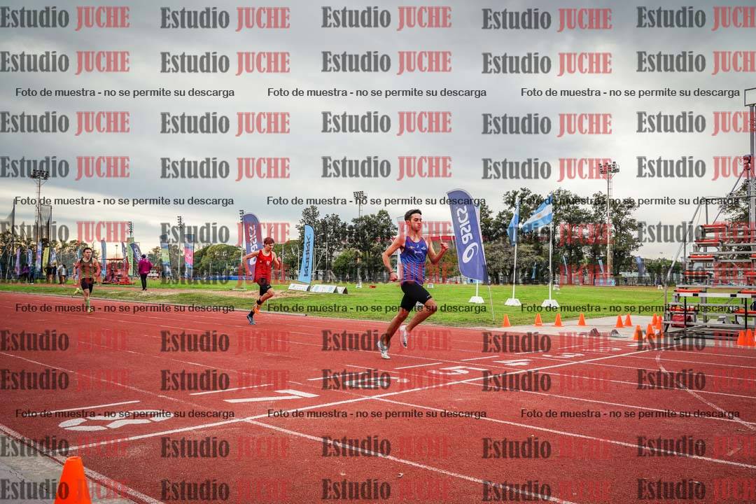 Fotos de los 400 m con vallas de varones