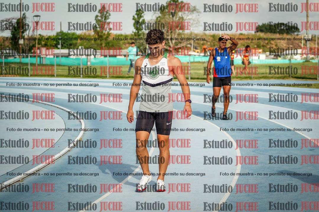 Fotos de los 400 m llanos de varones