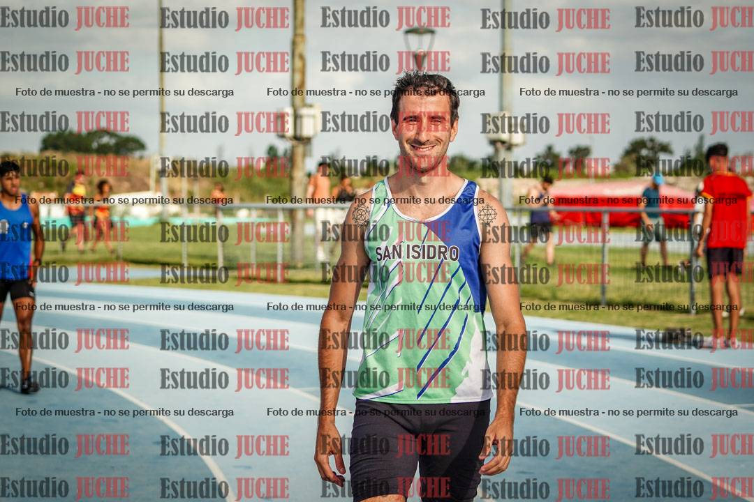 Fotos de los 400 m llanos de varones