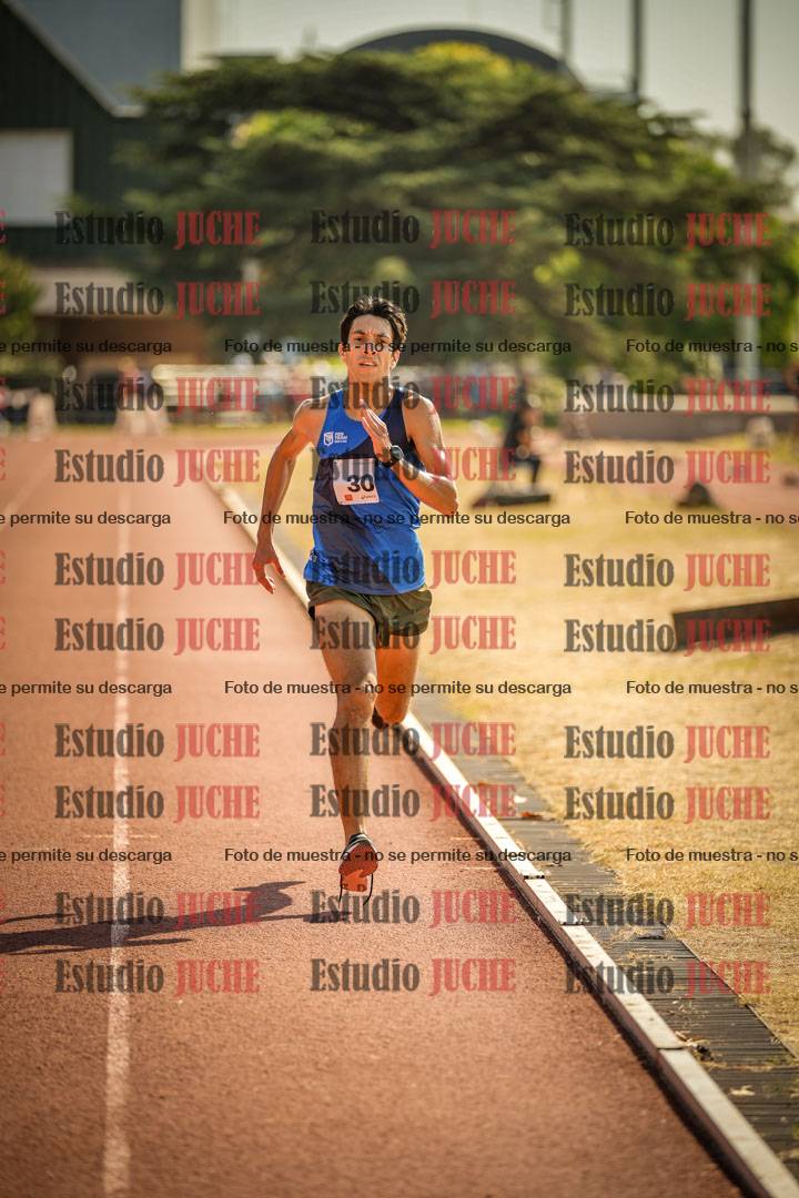 Fotos de los 3000 m llanos de varones