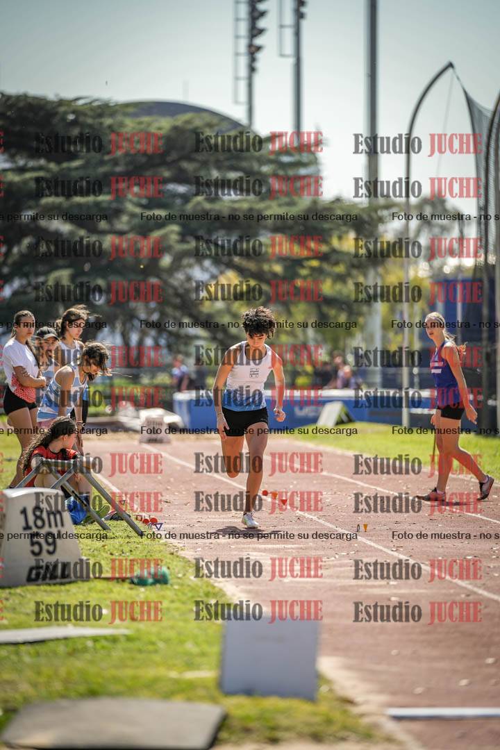 Fotos del salto en largo de mujeres - ambas categorías