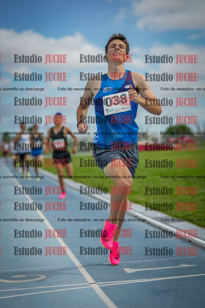 Fotos de los 1000 m llanos de varones