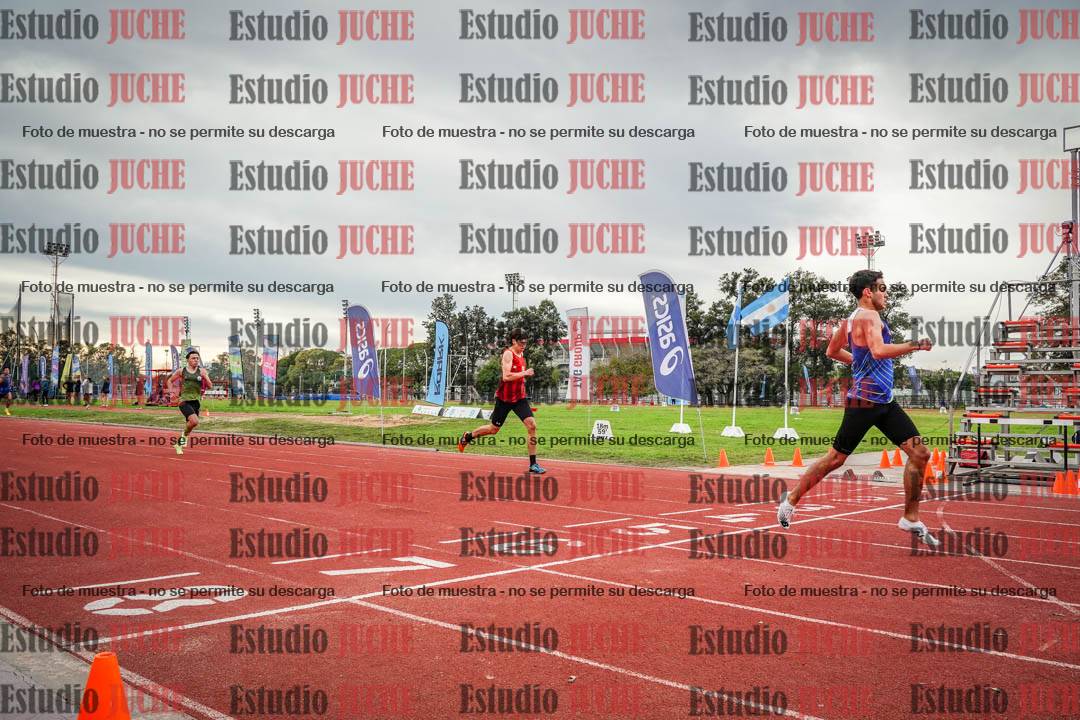 Fotos de los 400 m con vallas de varones