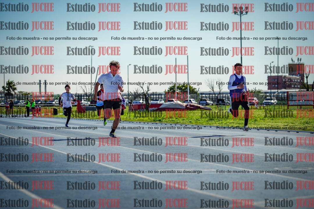 Fotos de los 80 m llanos de varones - U14