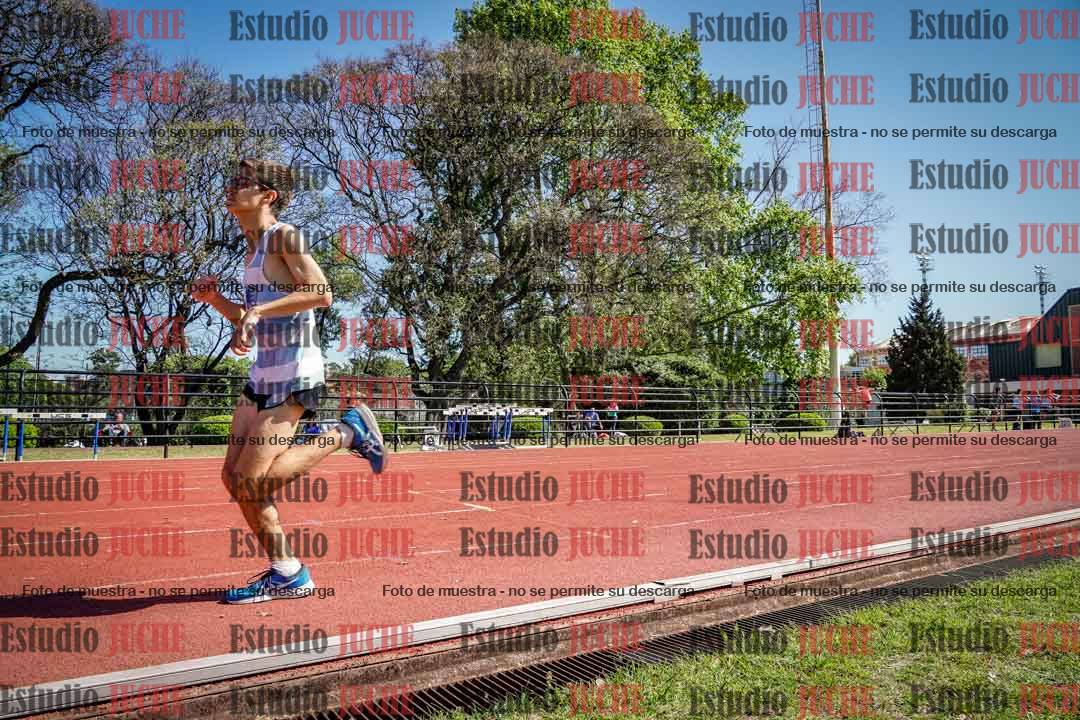 Fotos de los 2400 m de varones