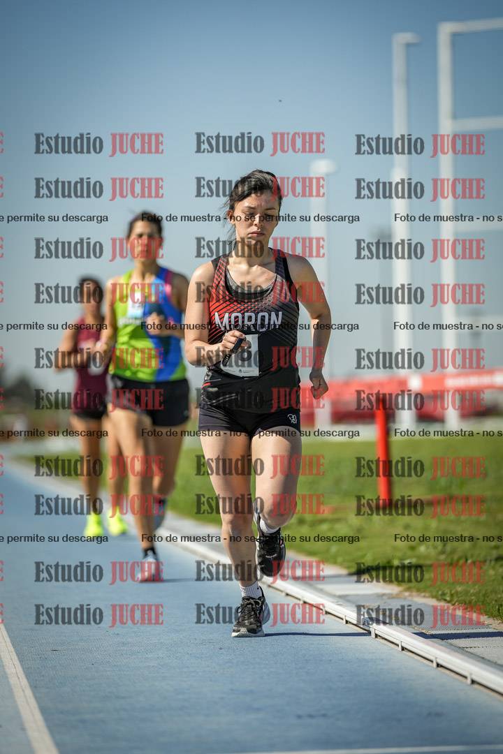 Fotos de los 5000 m de mujeres y varones - serie 2