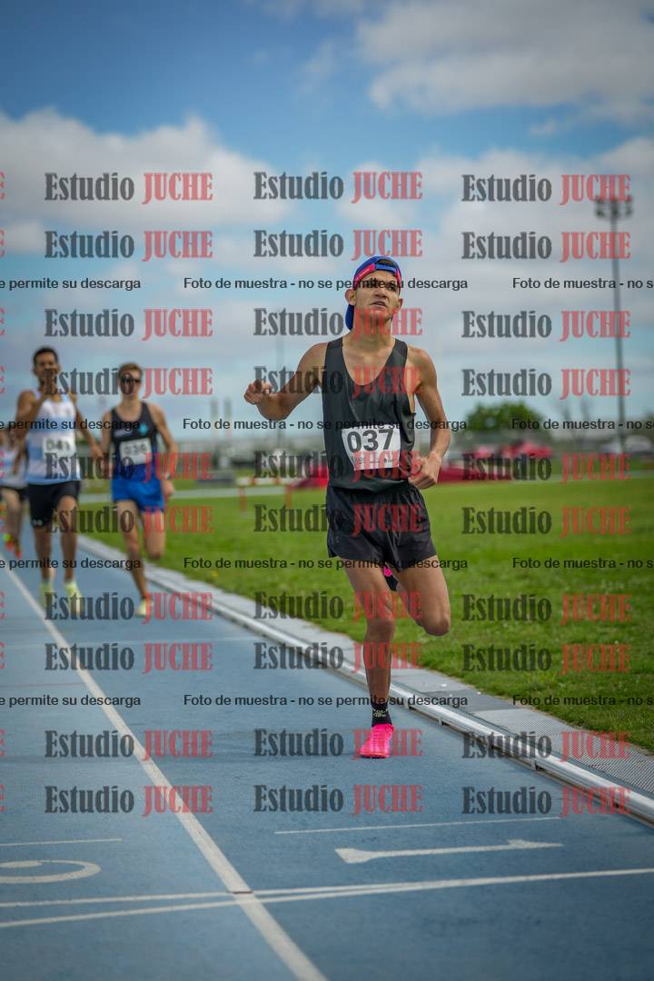 Fotos de los 1000 m llanos de varones