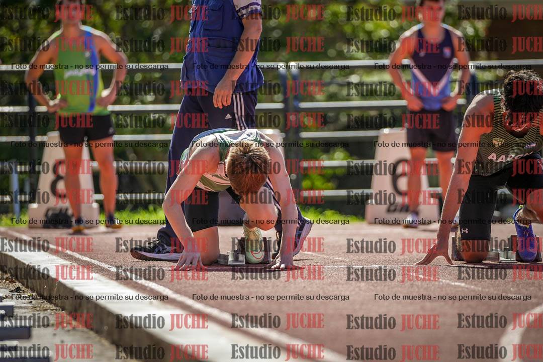 Fotos de los 100 m llanos de varones
