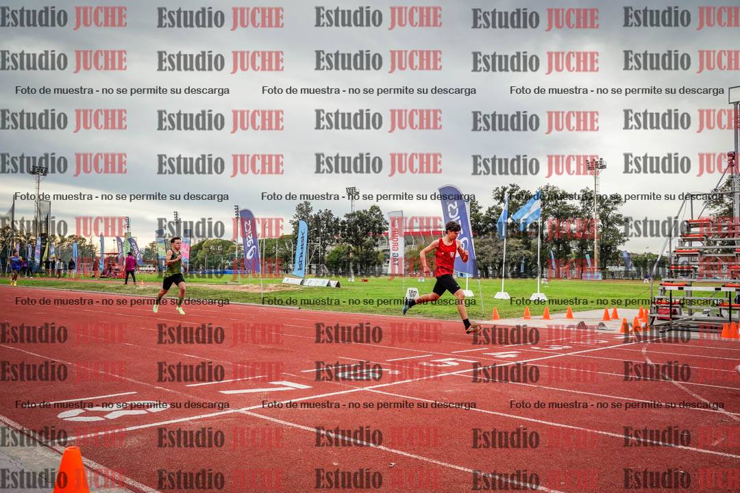 Fotos de los 400 m con vallas de varones