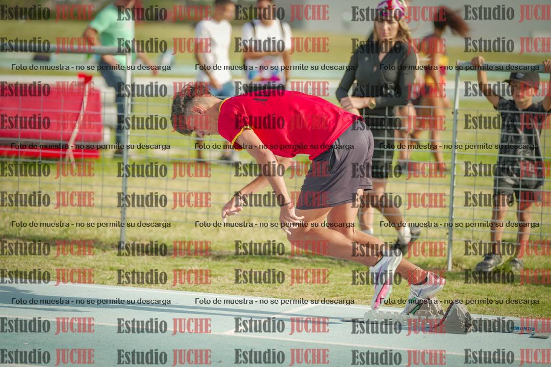 Fotos de los 400 m llanos de varones