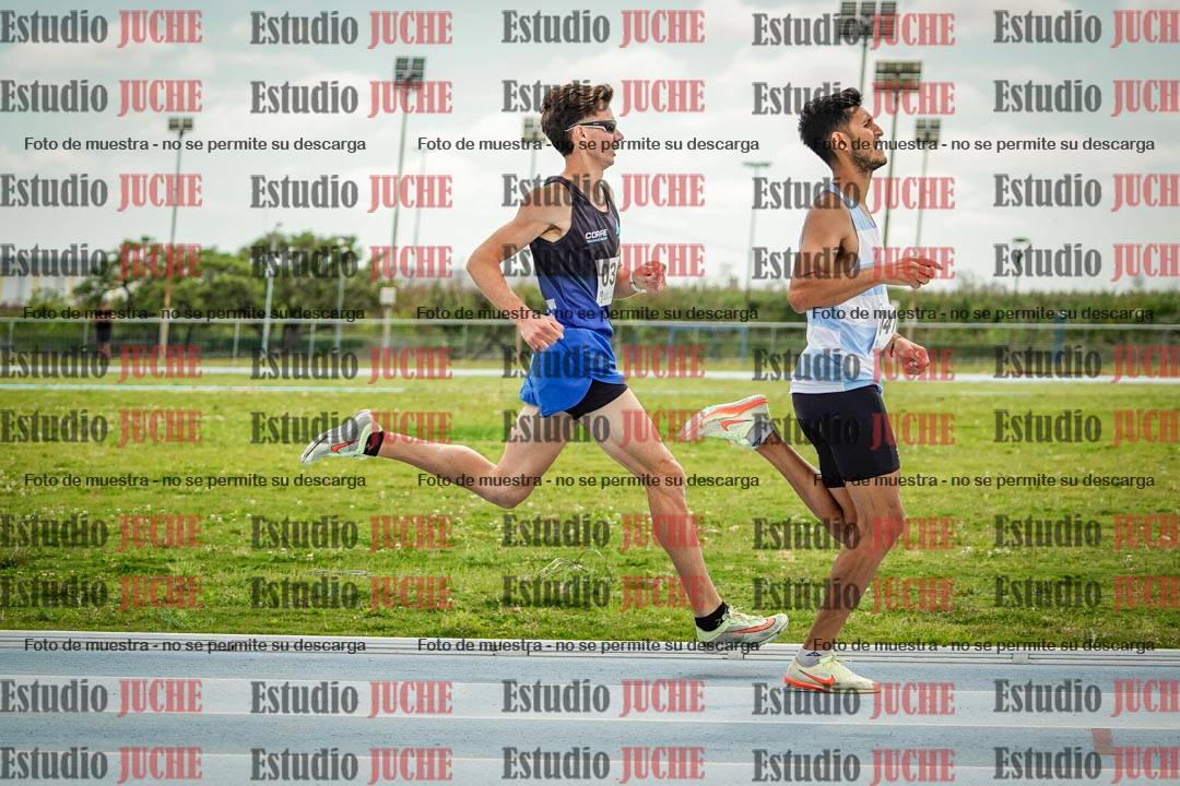 Fotos de los 1000 m llanos de varones