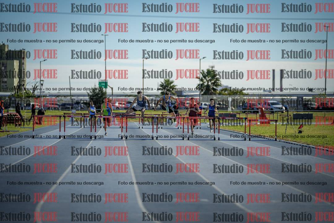 Fotos de los 400 m con vallas de varones
