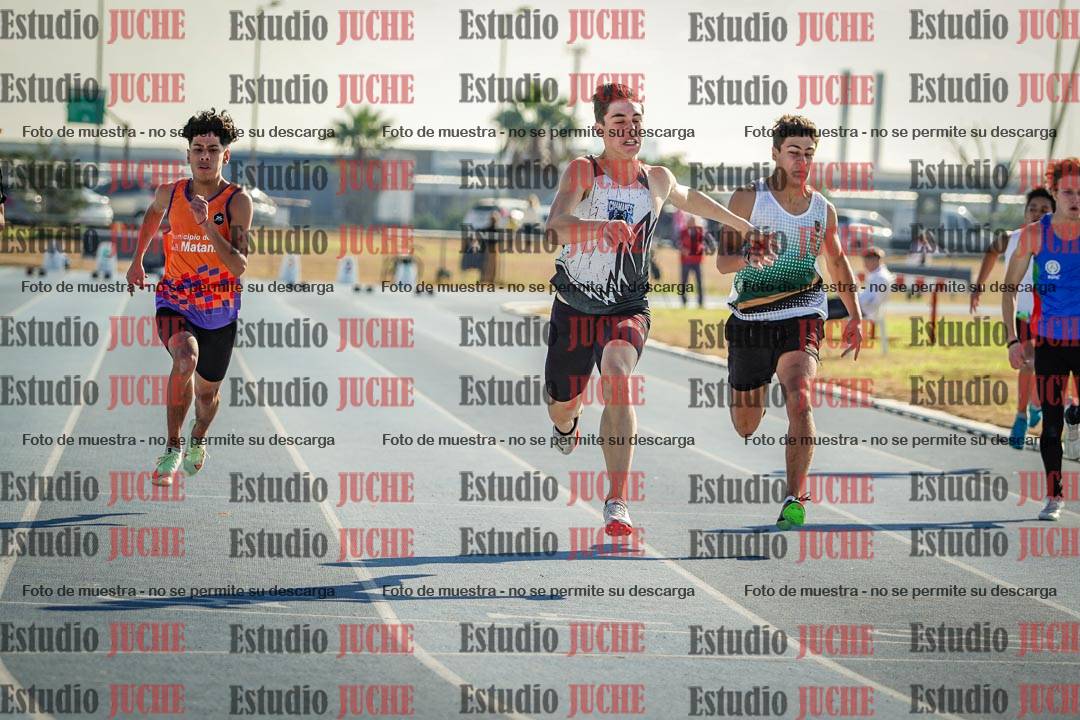 Fotos de los 100 m llanos de varones