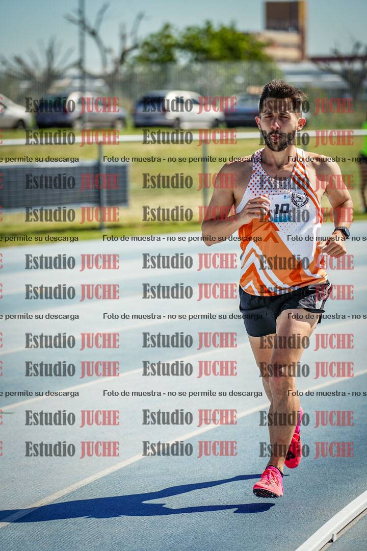 Fotos de los 5000 m de mujeres y varones - serie 2