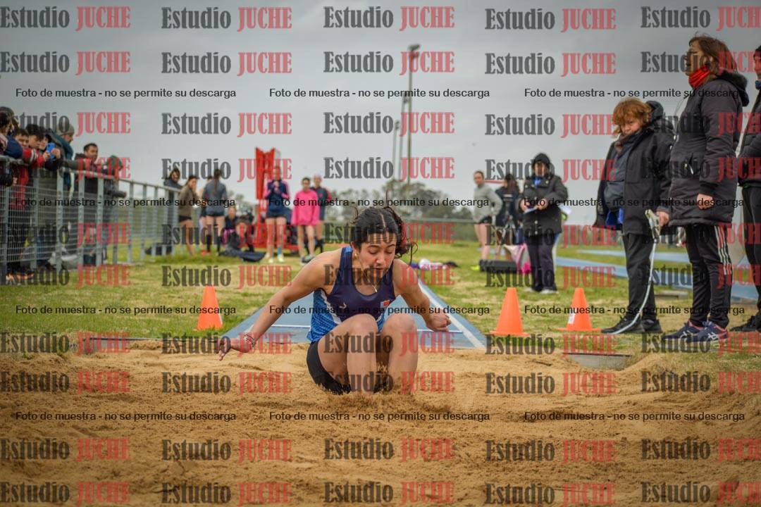 Fotos del salto en largo de mujeres - U18