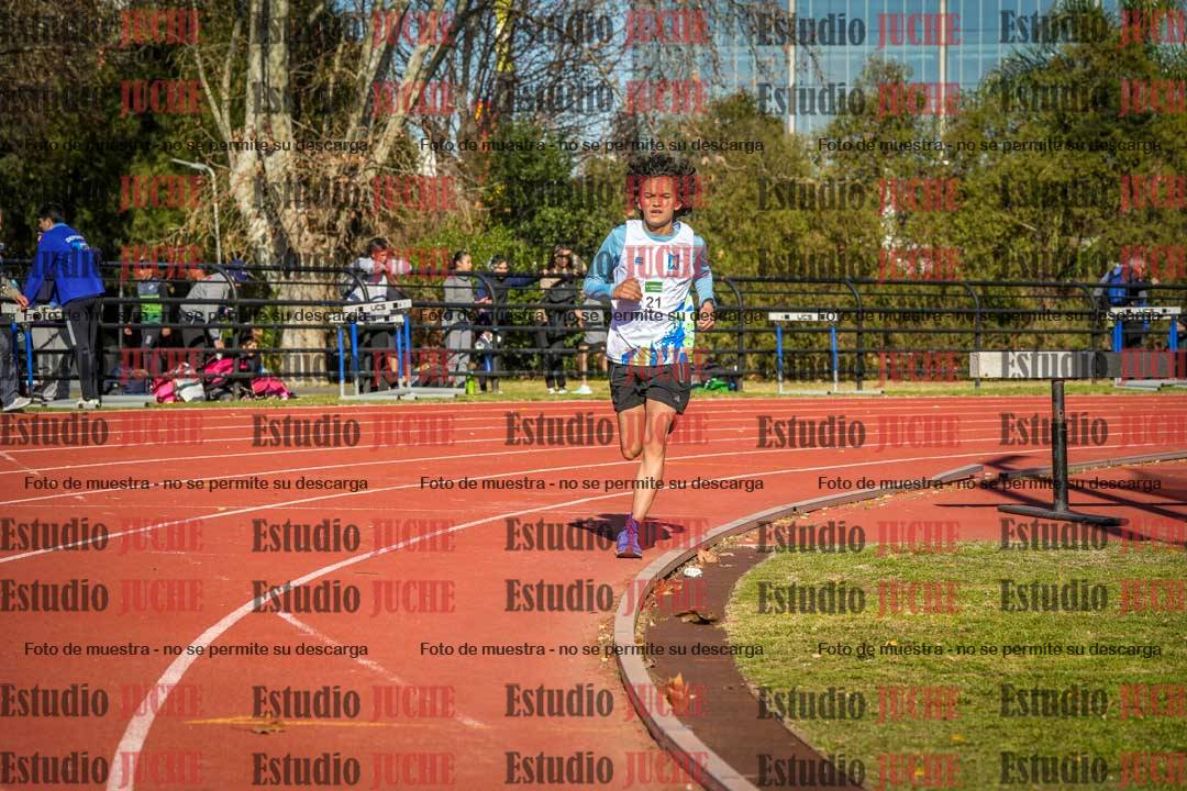 Fotos de los 2400 m llanos de varones