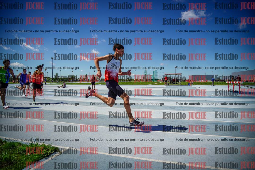 Fotos de los 200 m llanos de varones