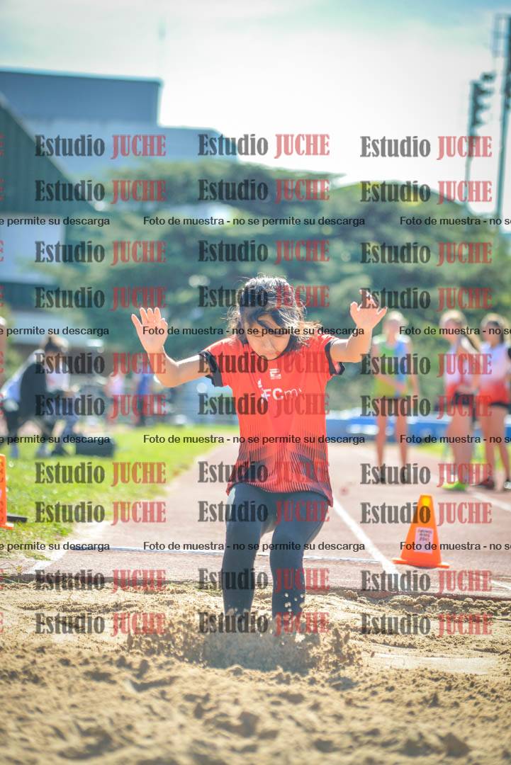 Fotos del salto en largo de mujeres - U16
