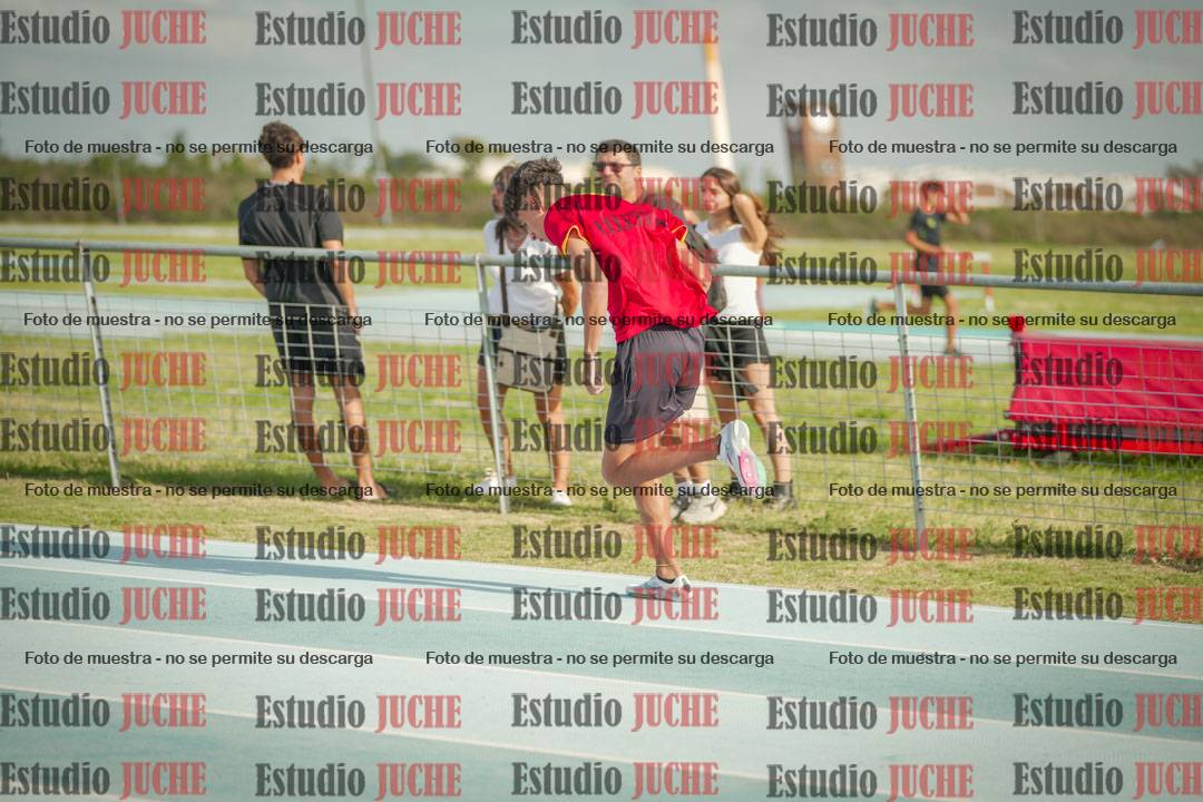 Fotos de los 400 m llanos de varones