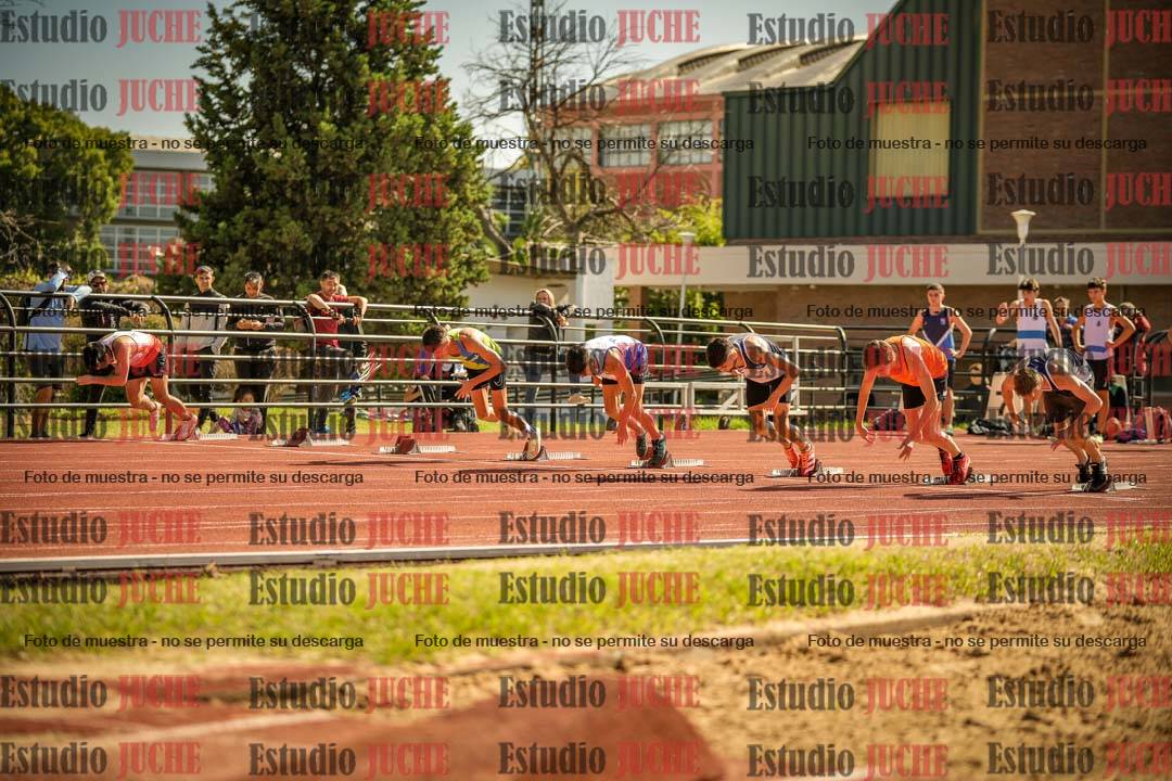 Fotos de los 100 m llanos de varones