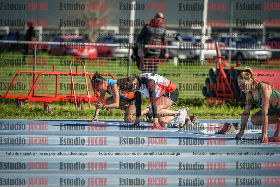Fotos de los 100 m llanos de mujeres - U17