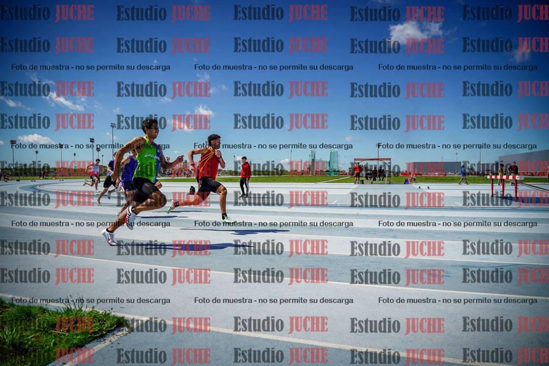 Fotos de los 200 m llanos de varones