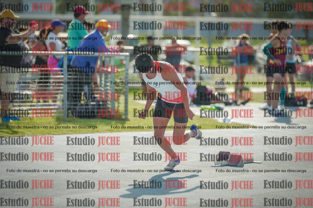 Fotos de los 400 m llanos de varones