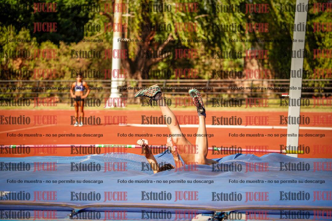 Fotos del salto en alto de mujeres - combinadas 2
