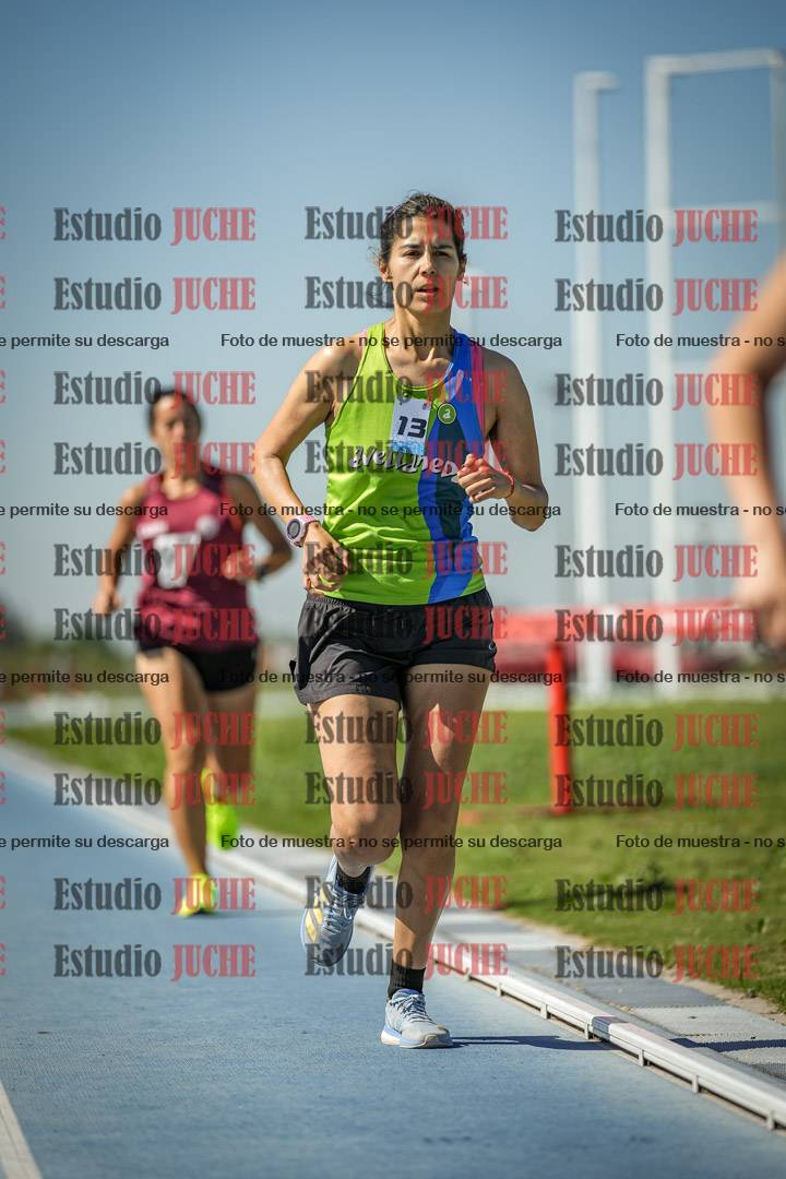 Fotos de los 5000 m de mujeres y varones - serie 2