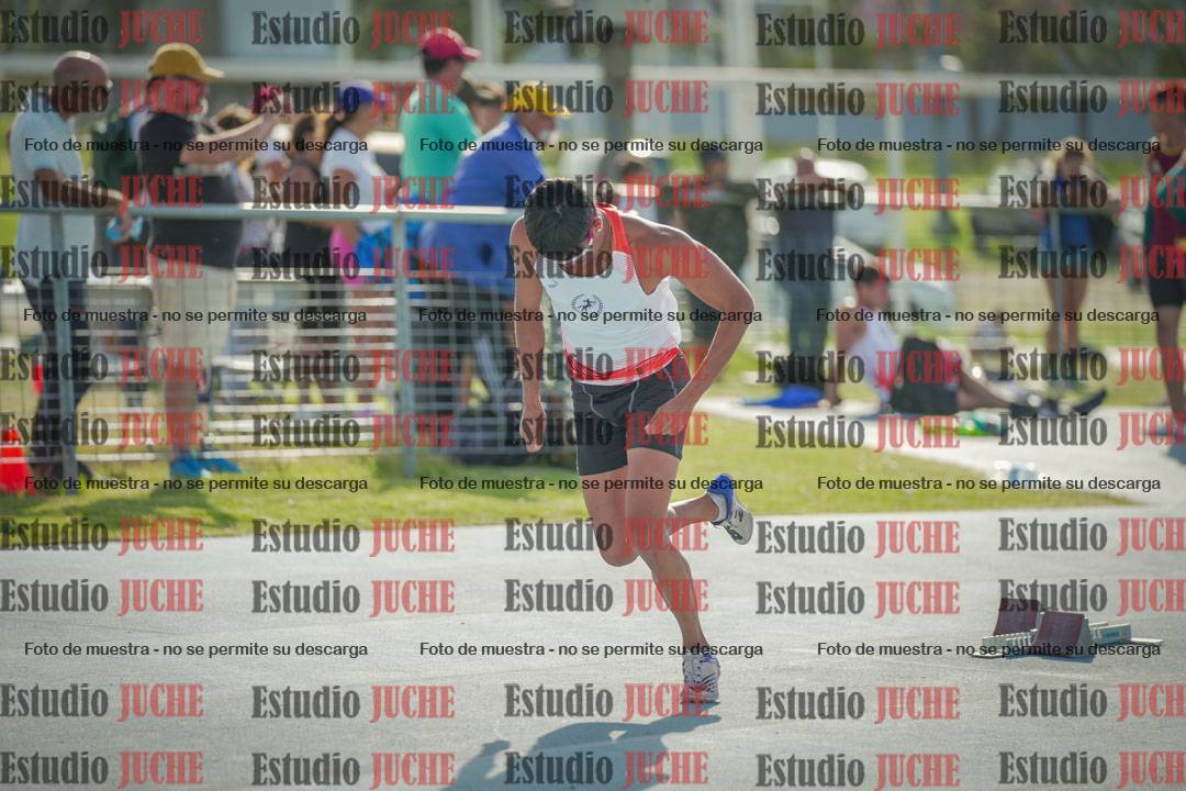 Fotos de los 400 m llanos de varones