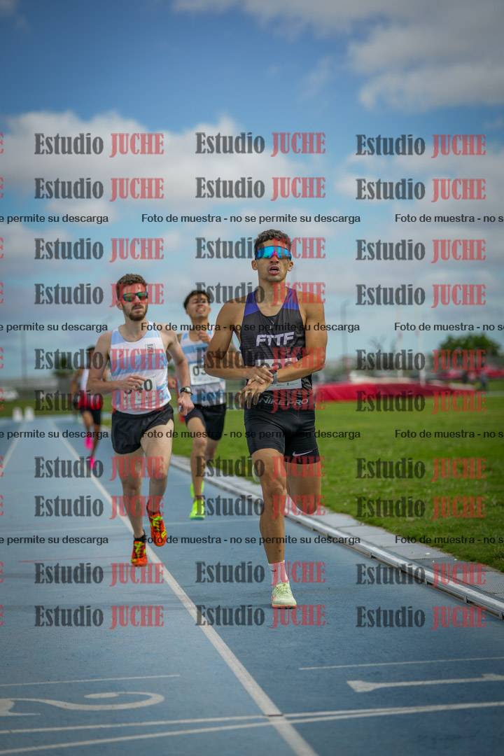 Fotos de los 1000 m llanos de varones