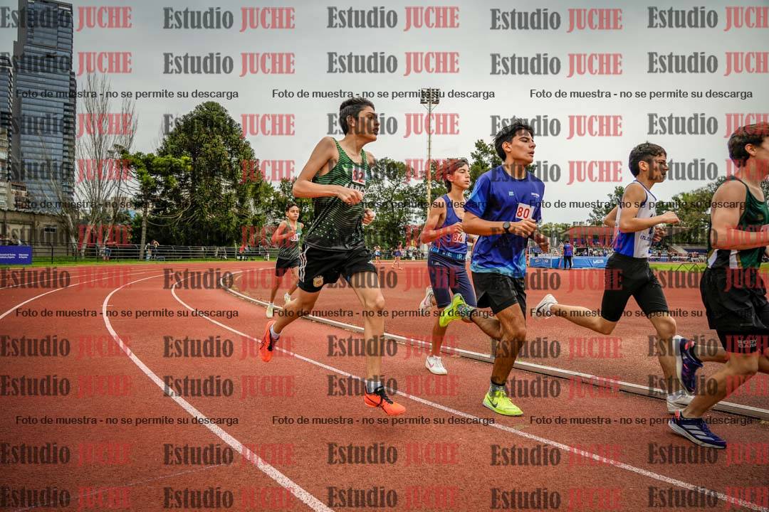 Fotos de los 2400 m llanos de varones