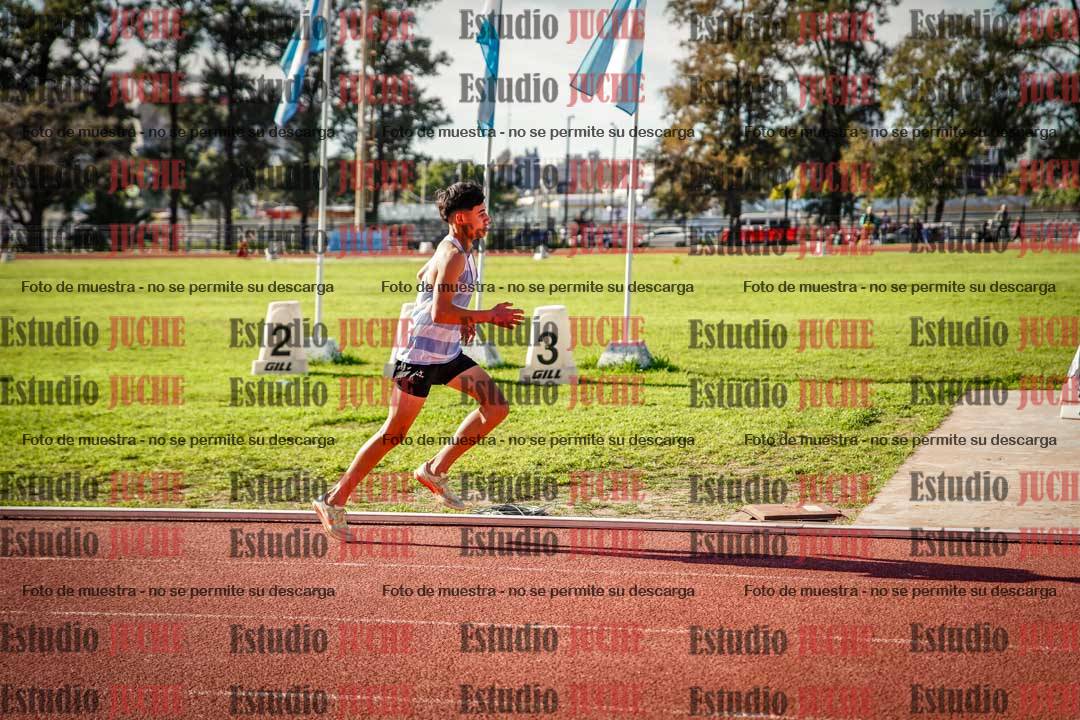 Fotos de los 2400 m llanos de varones